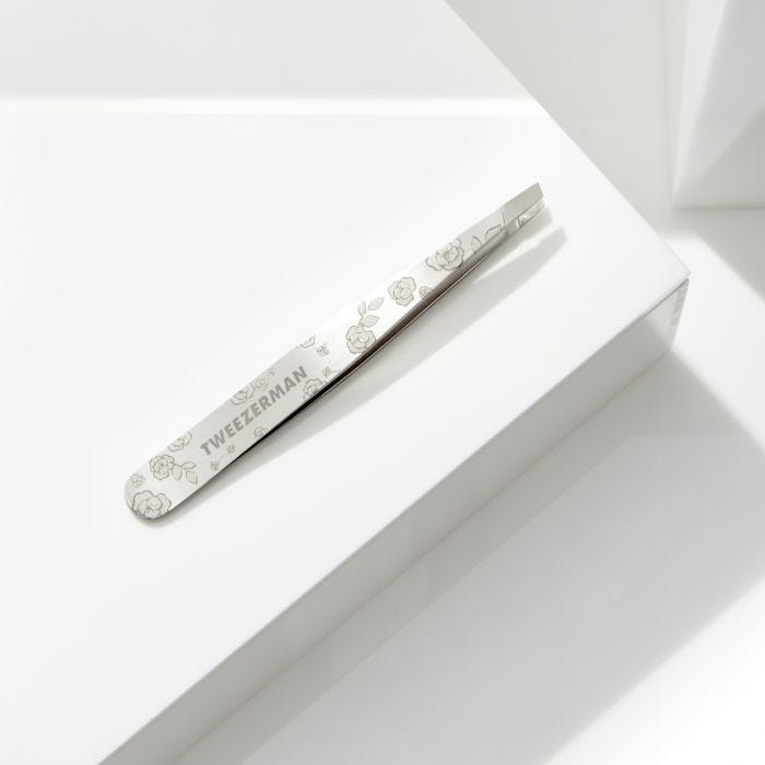 Rose Etched Slant Tweezer 2