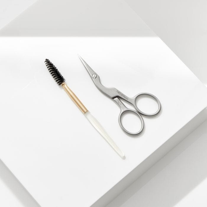 Brow Shaping Scissors & Brush 3